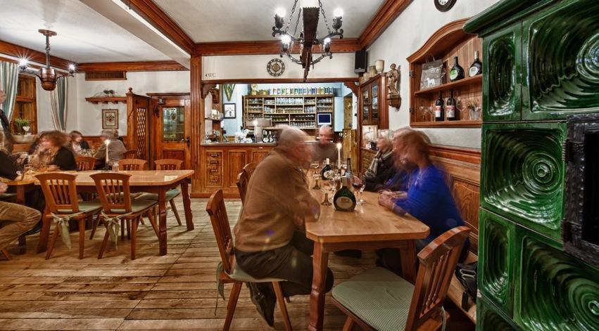 Gasthof Zum Weissen Lamm Sommerach Exterior photo