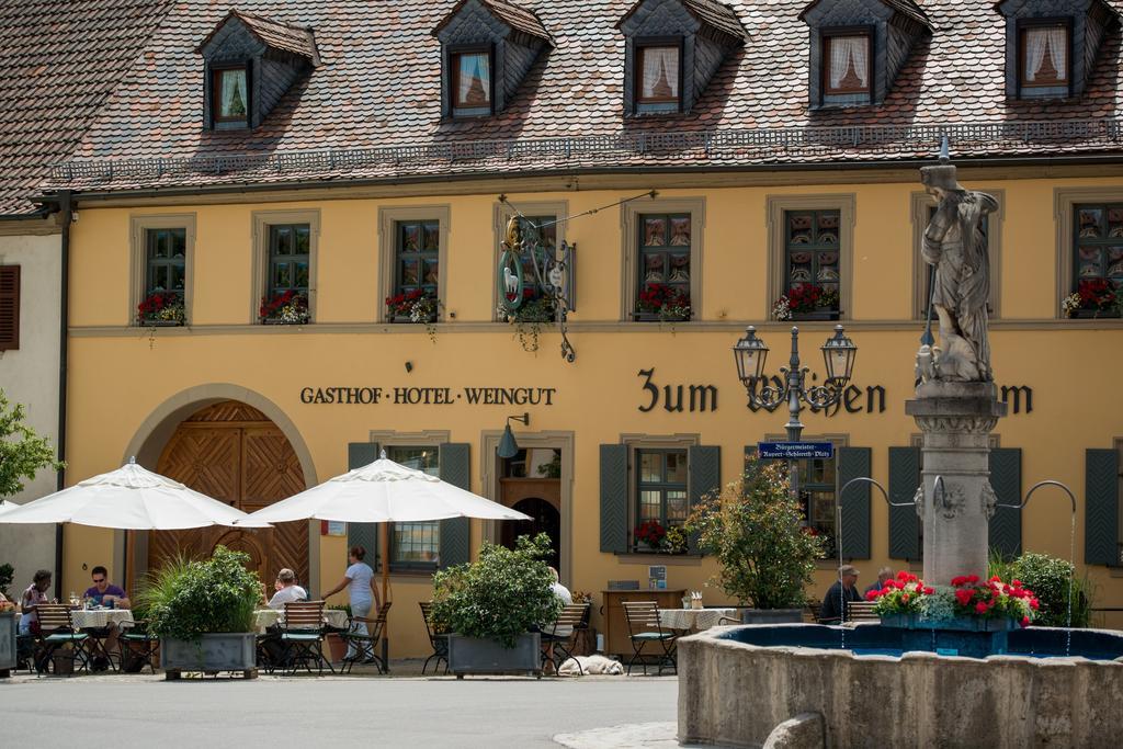 Gasthof Zum Weissen Lamm Sommerach Exterior photo